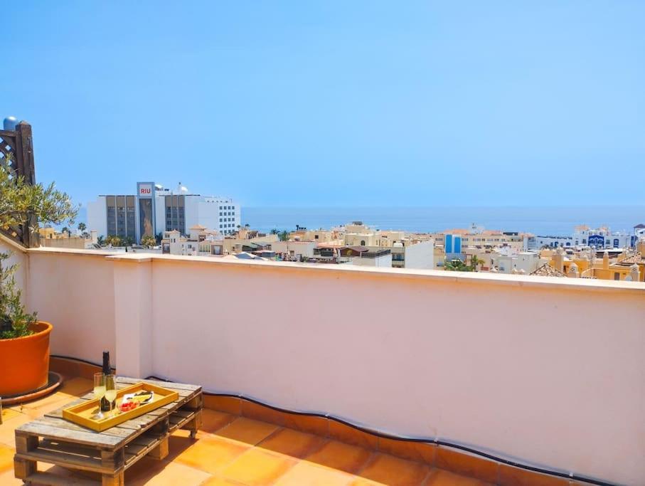 Penthouse With Jacuzzi And Spectacular Sea Views Leilighet Nerja Eksteriør bilde